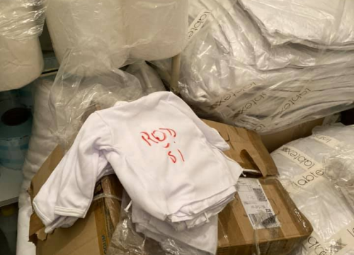 Fotografija 3 - Šibenska ginekologija sada izgleda puno veselije: Stigla nova posteljina kupljena u humanitarnoj akciji dvije Tee