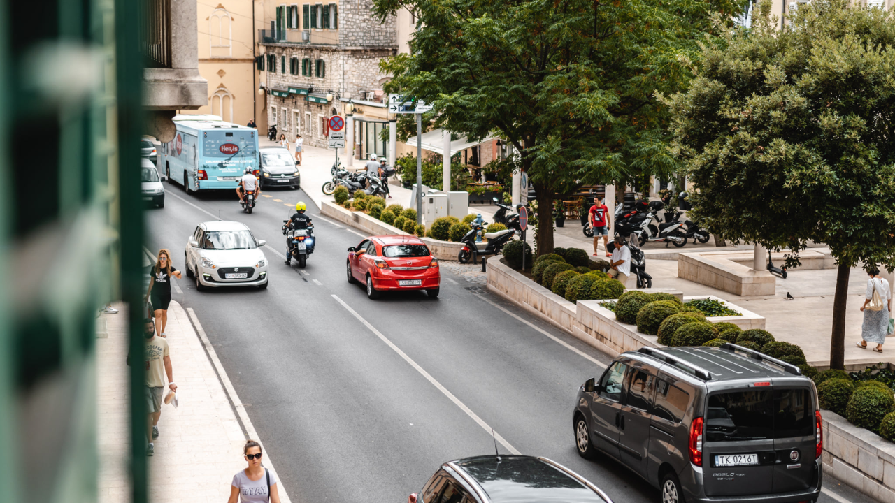 Policija u samo četiri sata na šibenskim cestama ispisala 27 kazni: Svaki treći vozač vozi prebrzo!
