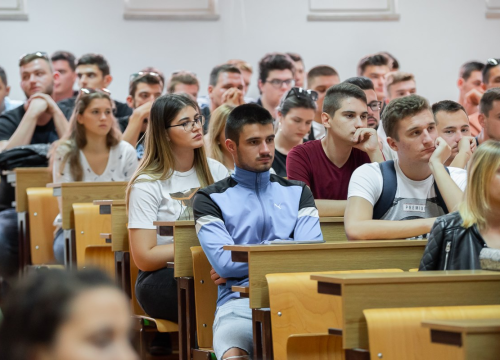 Raspisan natječaj za stipendiranje tribunjskih učenika i studenata, evo svih detalja za prijave