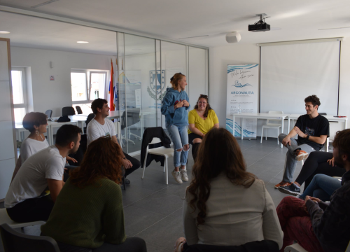 Fotografija 3 - Mladi iz europskih zemalja mjesec dana radili na Murteru: Iza njih ostale nove pješačke staze i prebojane klupe