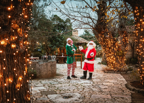 Fotografija 14 - Djed Božićnjak čarobno selo preselio u Amadria Park! Dođite na radionice, koncerte, klizanje i božićne delicije!