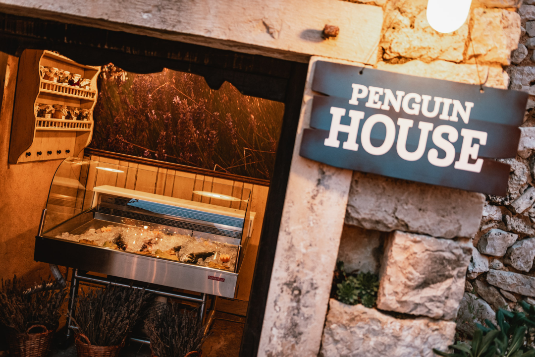 Djed Božićnjak čarobno selo preselio u Amadria Park! Dođite na radionice, koncerte, klizanje i božićne delicije!