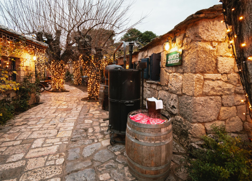 Fotografija 21 - Djed Božićnjak čarobno selo preselio u Amadria Park! Dođite na radionice, koncerte, klizanje i božićne delicije!