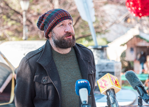 Fotografija 7 - Najteže štivo u gradu: U parku otvorena 300 kila teška knjiga koju su šibenski umjetnici izrađivali više od 500 sati