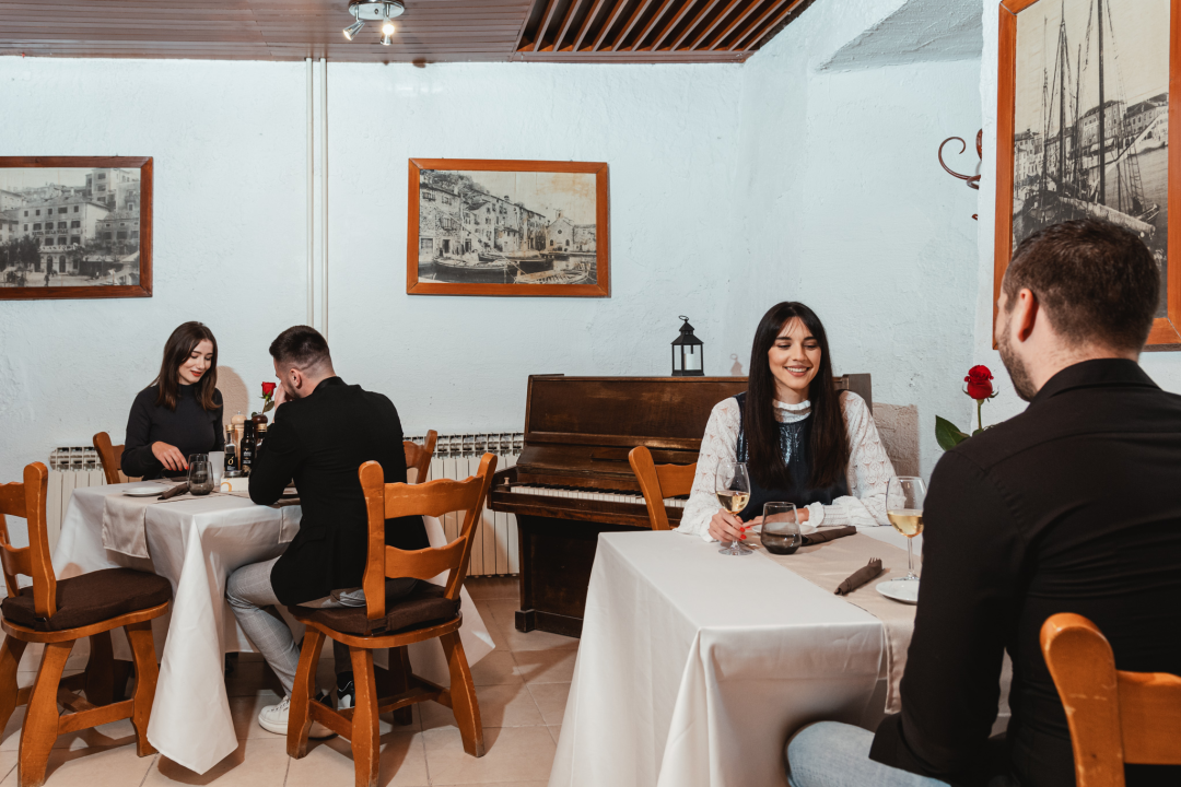 Posjetite najstariju šibensku tavernu u Hotelu Jadran!