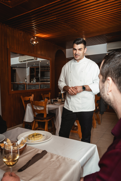 Posjetite najstariju šibensku tavernu u Hotelu Jadran!