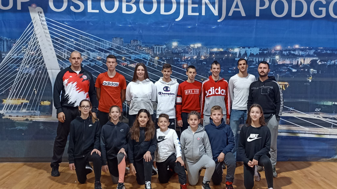 Šibenski karataši vratili se iz Crne Gore sa 18 medalja