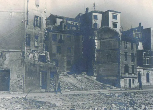 Nije stradala samo vijećnica: Na svetu Lucu porušeni su i samostan u Docu, hotel De la Ville, kuća Venturin, kuća Maričić…