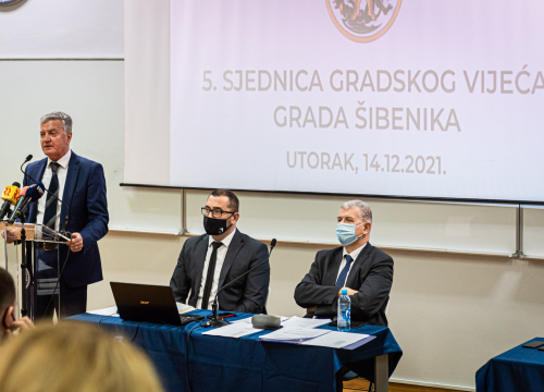 Evo o čemu su sve šibenski gradski vijećnici odlučivali na zadnjoj ovogodišnjoj sjednici