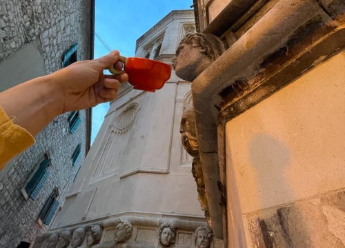 Svratite do šibenskog Obrta, posjetite izložbu, kupite cool poklon i podržite mlade umjetnike