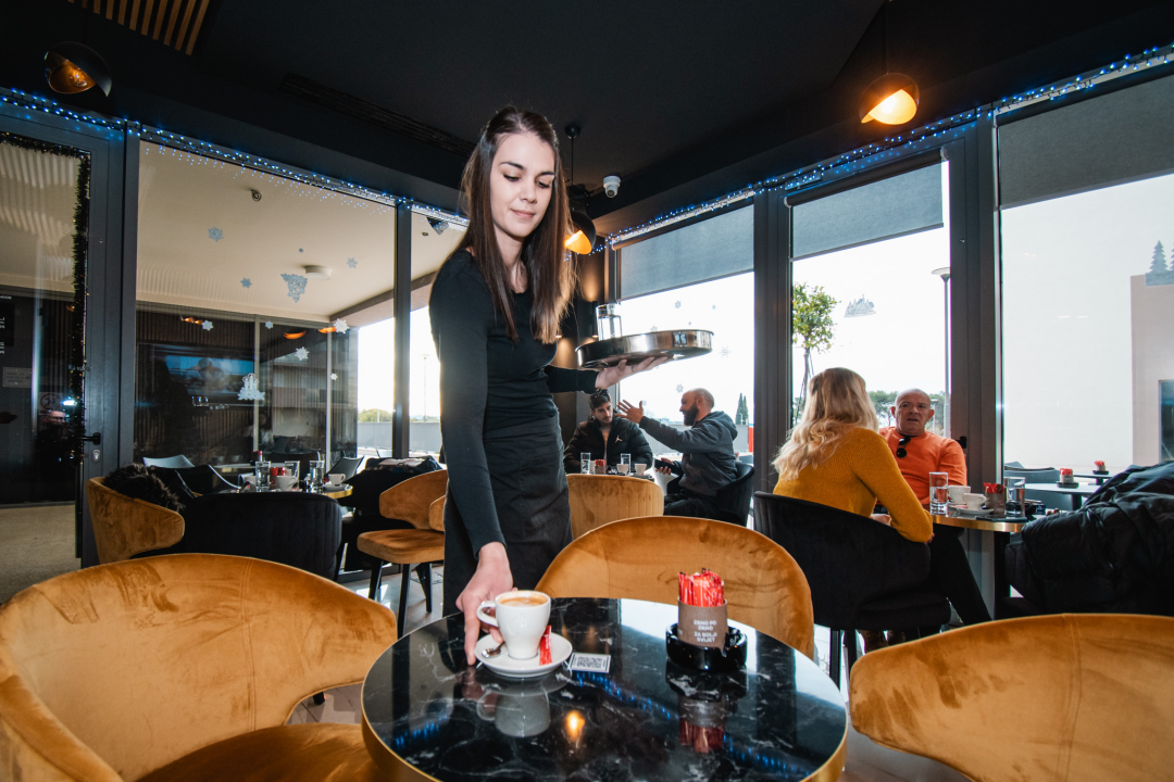 Uživajte u ispijanju kave u novom Boombaru na Vidicima!