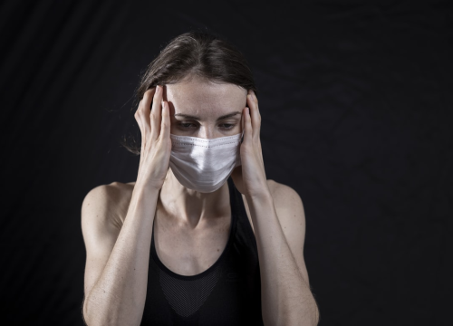 Kako znati jeste li zaraženi omikronom? Ovo su najčešći simptomi