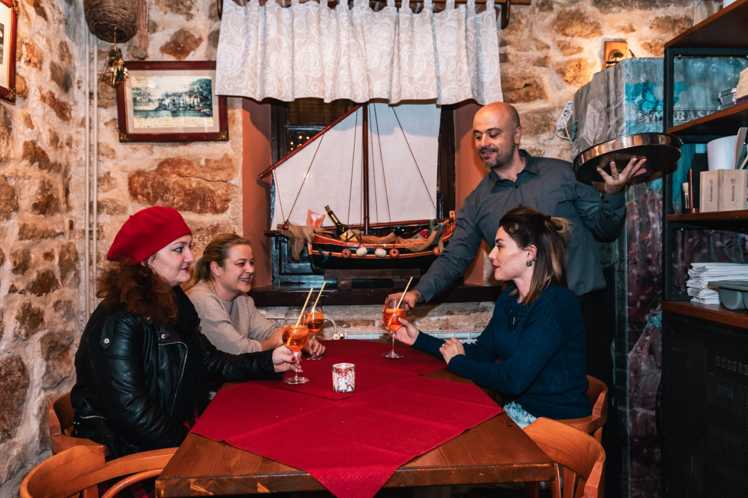 Osladite se vrhunskim delicijama iz konobe Brošćica u Tisnom!