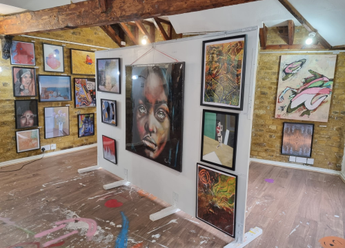 Fotografija 8 - Branka Grubić s izložbe u Londonu: 'Meni je Božić ove godine definitivno uranio'