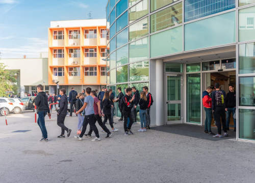 Raste broj učenika zaraženih covidom: Šibensko-kninska županija treća u Hrvatskoj
