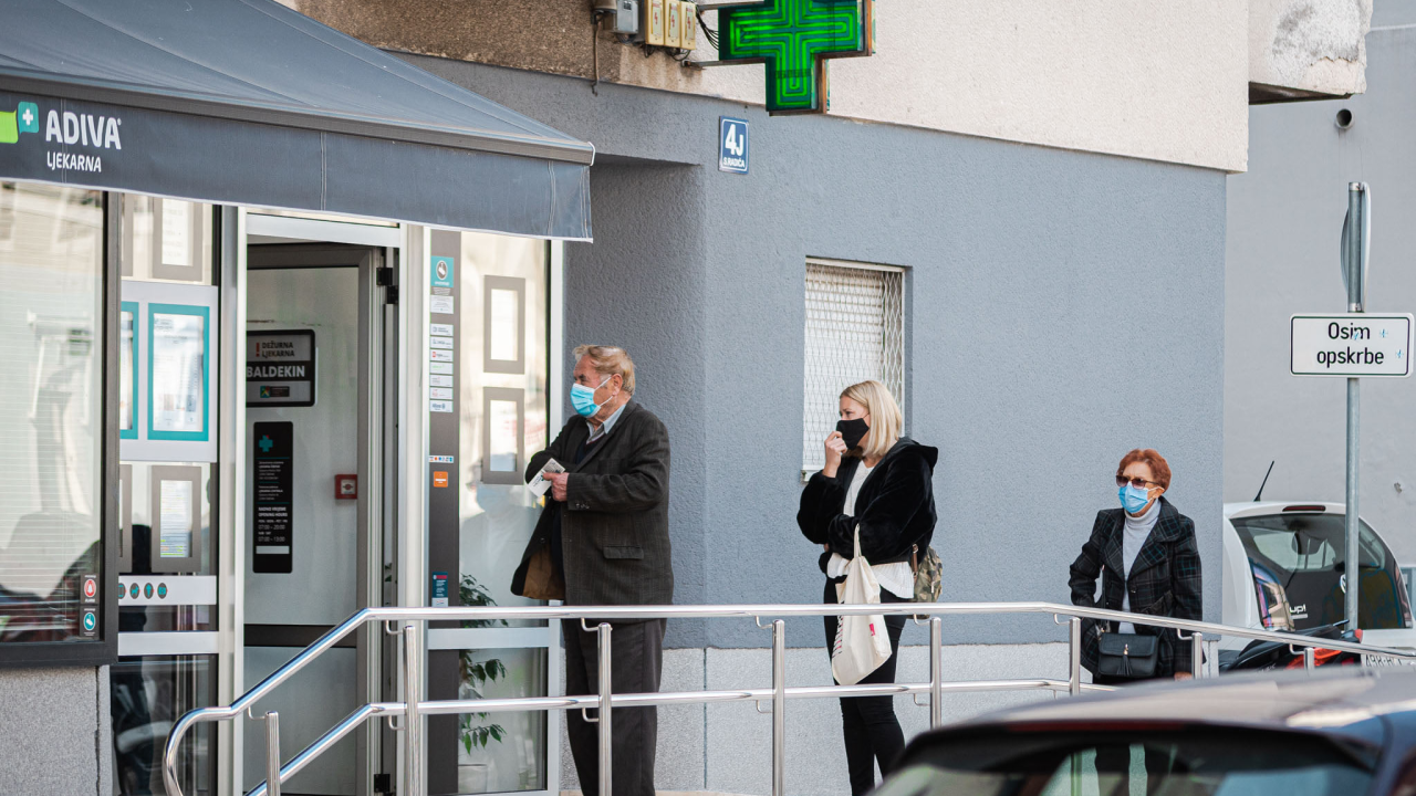 U Hrvatskoj 8817 novih slučajeva zaraze koronavirusom, preminulo 36 osoba