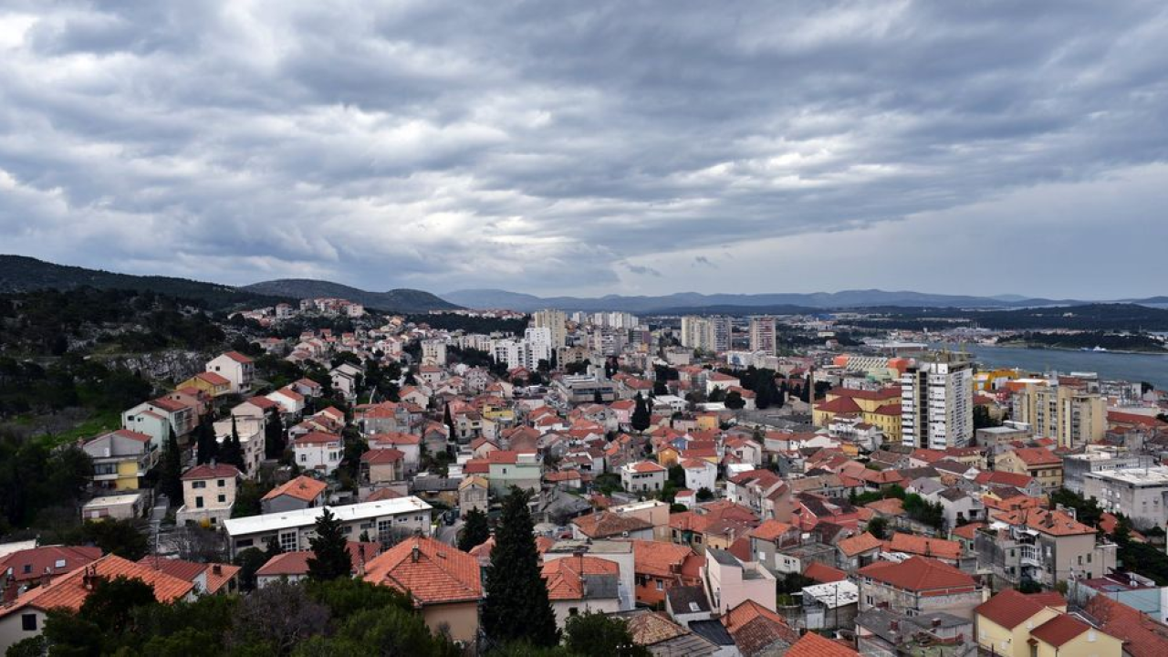 Savjeti da kuća bude toplija, a troškovi za grijanje manji: Pripazite na ovih deset stvari