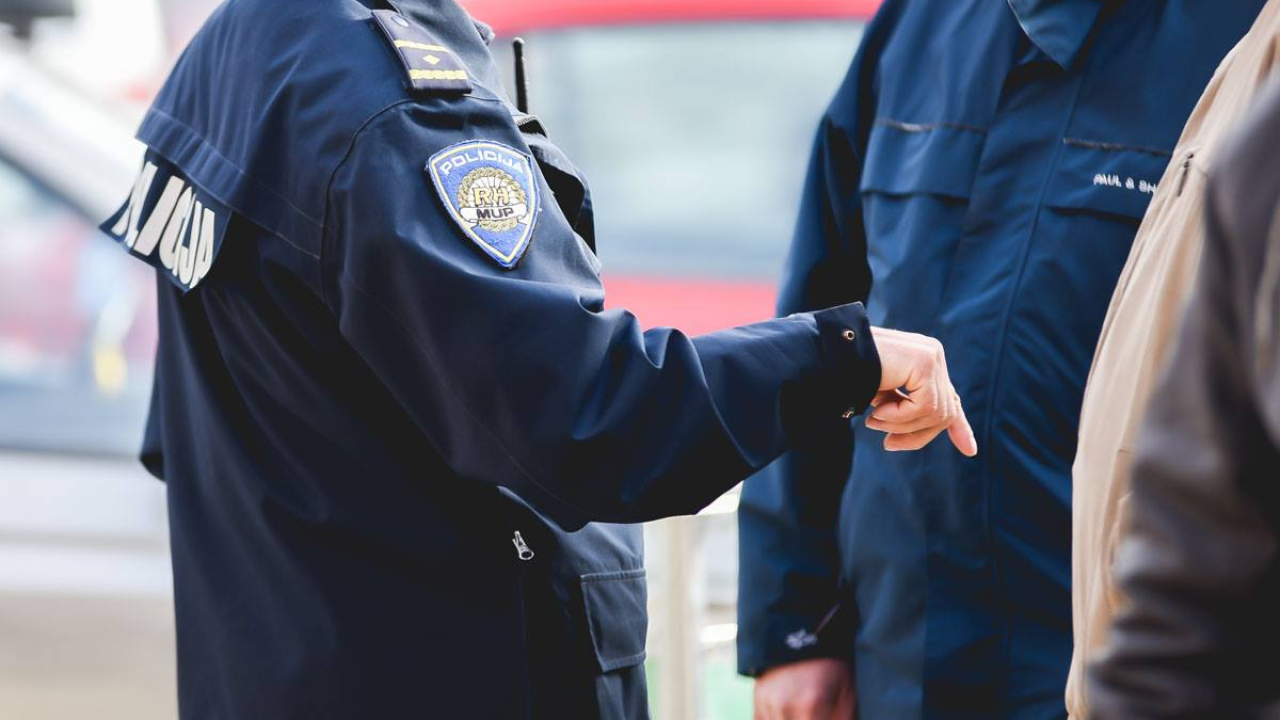 Došao na posao ženi u Šibeniku i ozbiljno joj prijetio, morala intervenirati policija