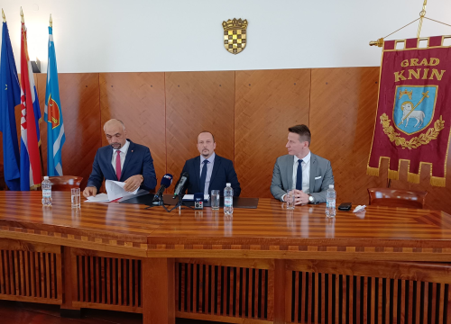 Grad Knin se obratio Ustavnom sudu: Novi zakon o vodnim uslugama naštetit će Gradu i građanima