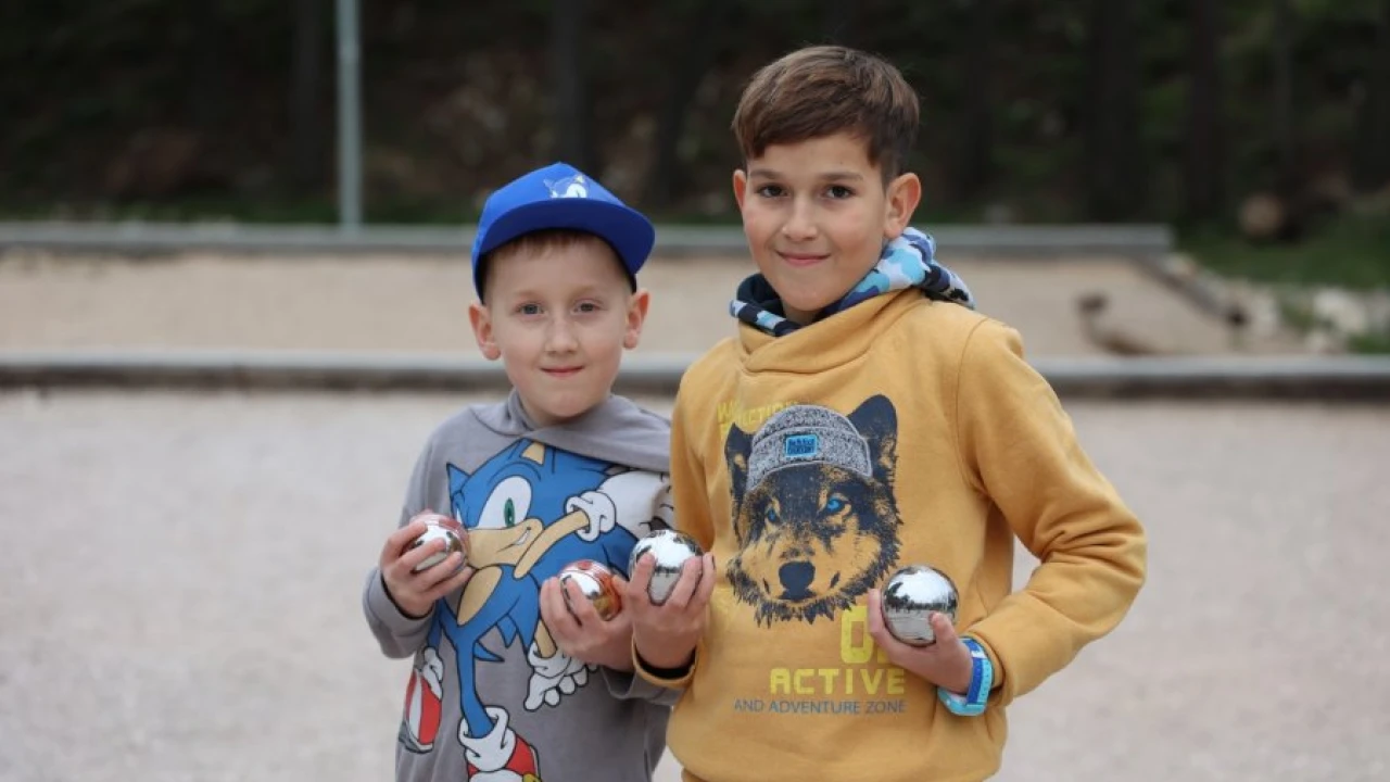 Marin i Lovre najmlađi su igrači Petanki u županiji, poslali su i poruku svojim vršnjacima
