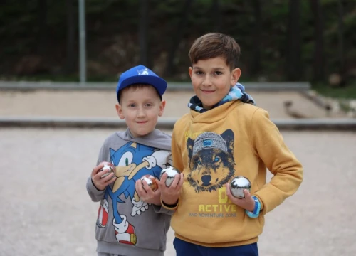 Marin i Lovre najmlađi su igrači Petanki u županiji, poslali su i poruku svojim vršnjacima