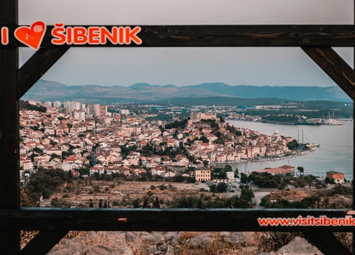 Raspisan poziv: Predložite zaslužne građane za nagrade Grada Šibenika
