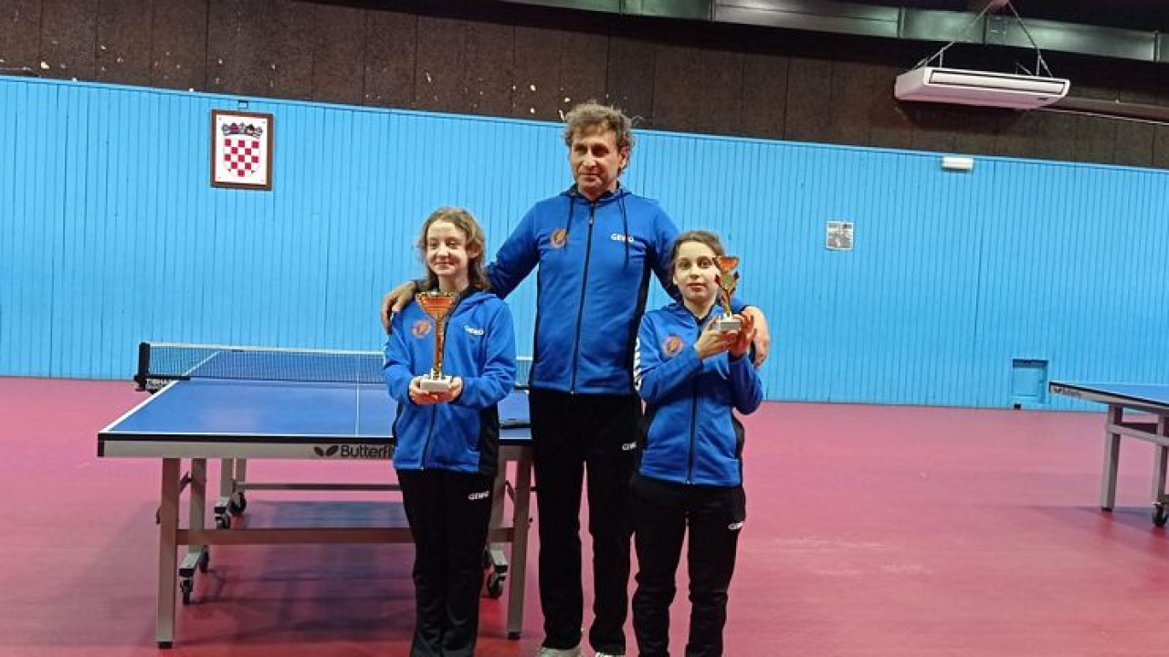 Uspjeh stolnotenisačica Šibenika: Anđela Živković prva, Loreta Mandić treća