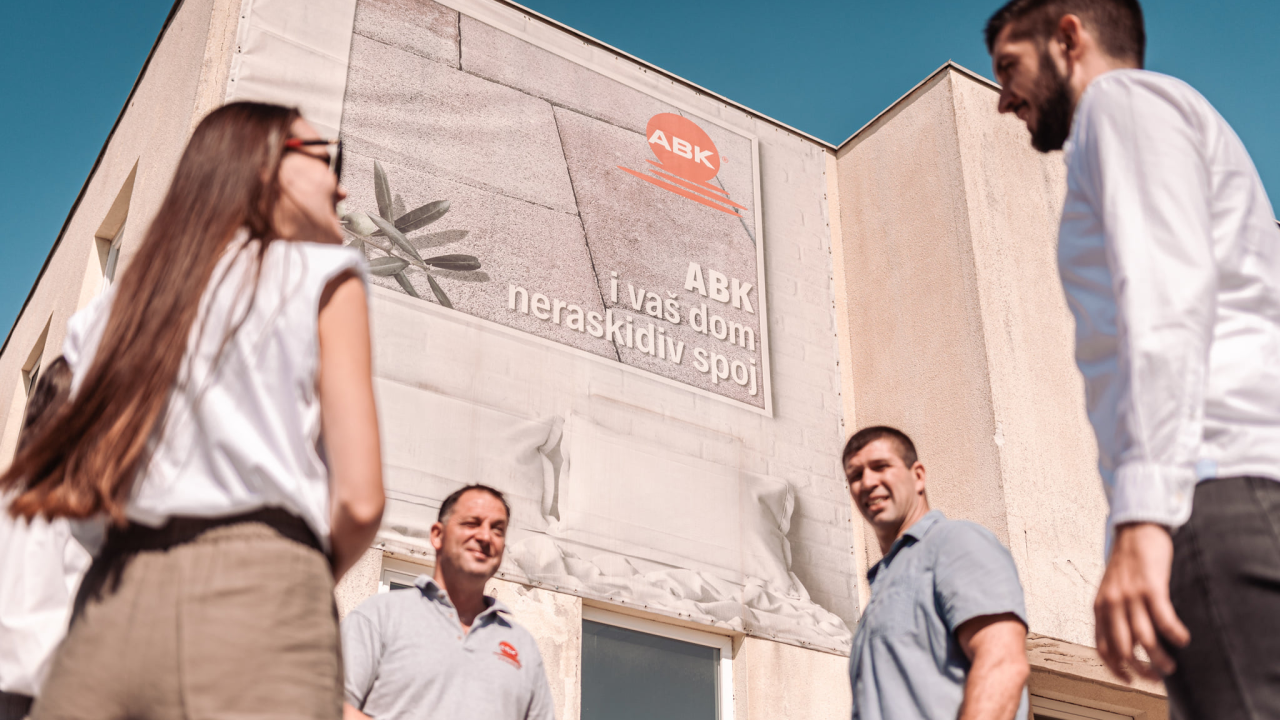 Tvrtka ABK donosi vam tri savjeta kako odabrati idealne betonske opločnike za vašu kuću!