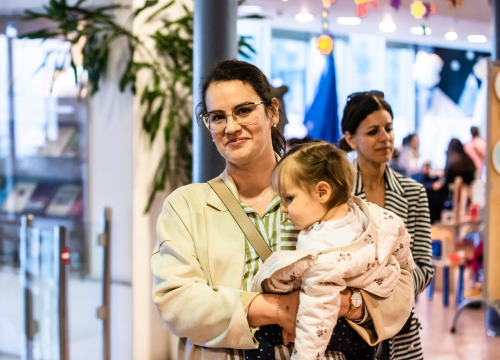 Fotografija 12 - Najčitatelji šibenske knjižnice za 2021.: Zlata Jelinić, Mate Zlatoper, Karmen Bačelić, Višnja Šuperba i Zdenka Labor