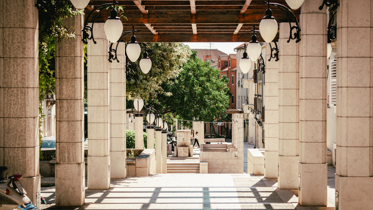 Gledat i slušat nji bija je program koji se nije smilo priskočit