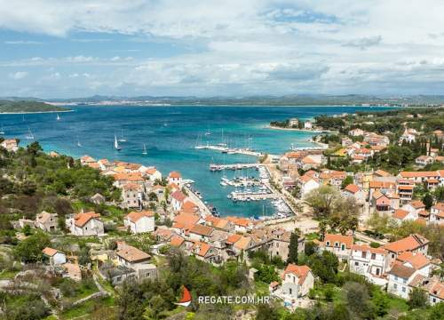 Zlarinski jedriličari debitiraju na Svjetskom prvenstvu klase Zvijezda u Splitu