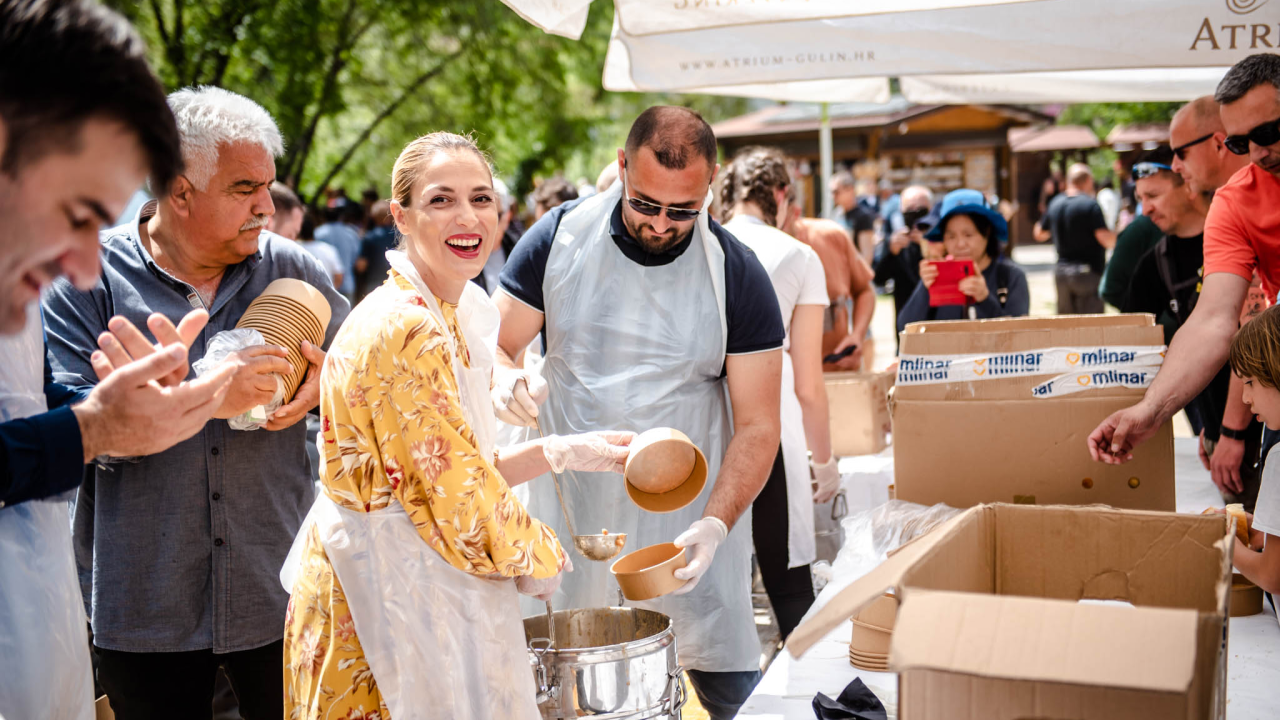 Tradicionalna proslava Praznika rada vratila se u NP Krka: 'Ako planiramo graditi društvo jednakih, moramo cijeniti svačiji posao'