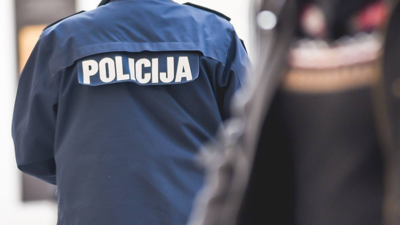 Vozač (79) Renaulta na raskrižju oduzeo prednost 55-godišnjakinji na biciklu: Teže je ozlijeđena