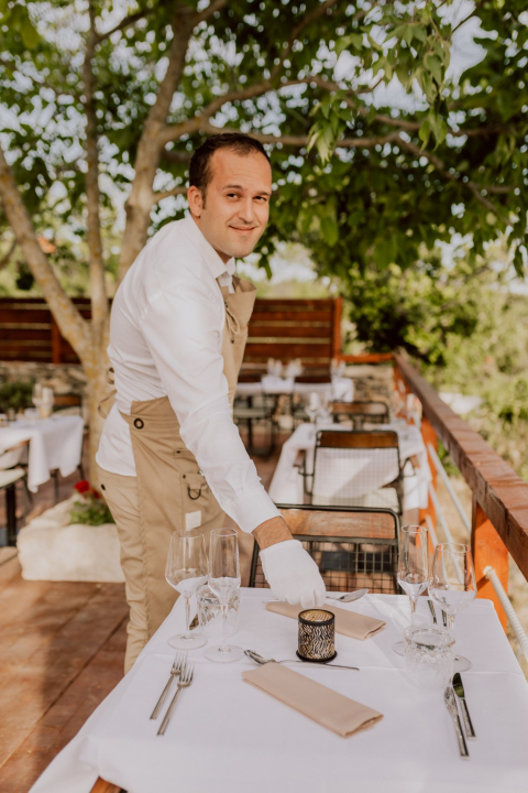 Konoba Campanelo otvorila je terasu s najljepšim pogledom uz gostovanje Melkiora Bašića!