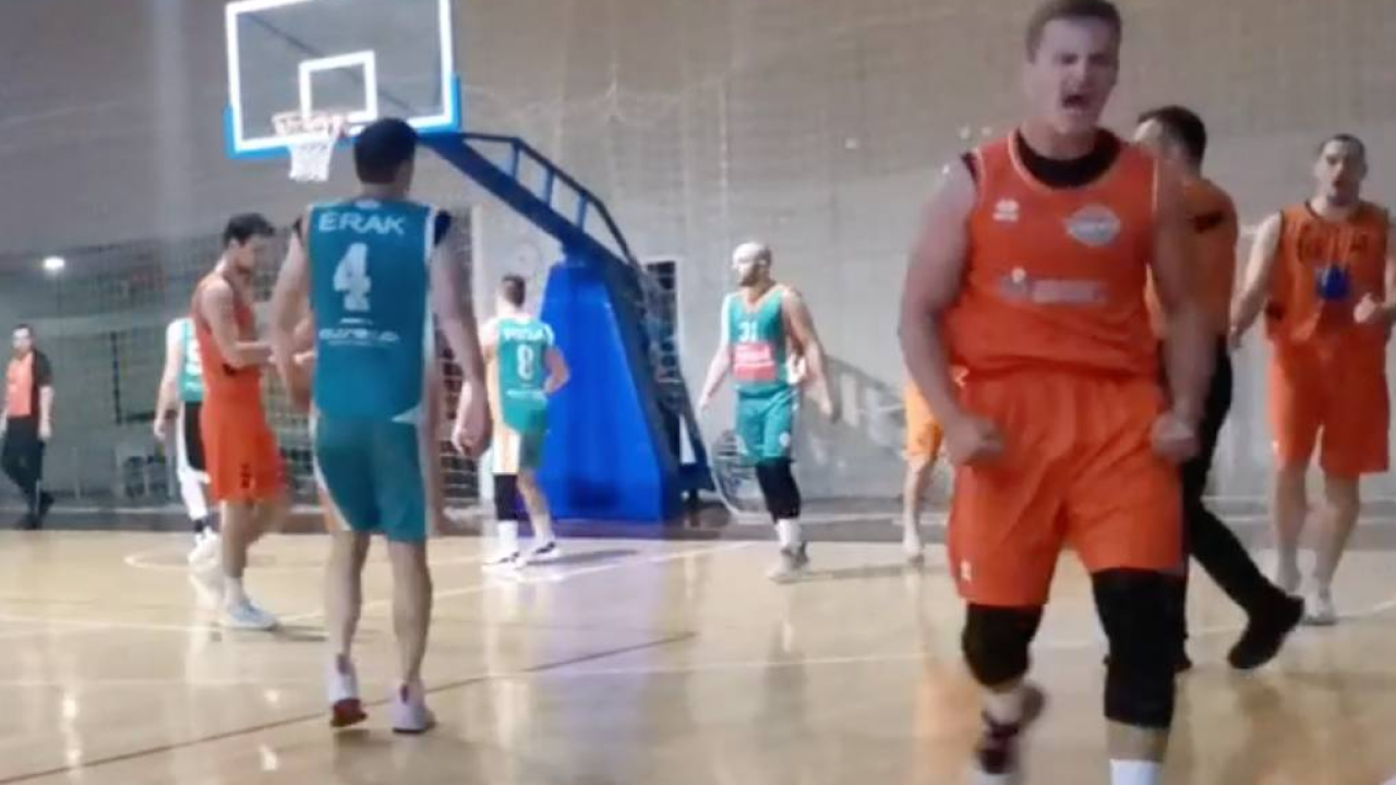 Studentski košarkaški klub Šibenik izgubio od PMF Tropicsa