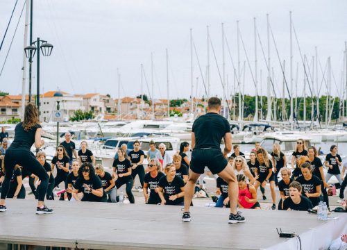 Fotografija 34 - Stotinu vježbača na tradicionalnom treningu Aktivne Hrvatske