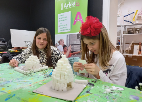 Fotografija 7 - Provjerite raspored Društvenog centra Grada Skradina za lipanj!