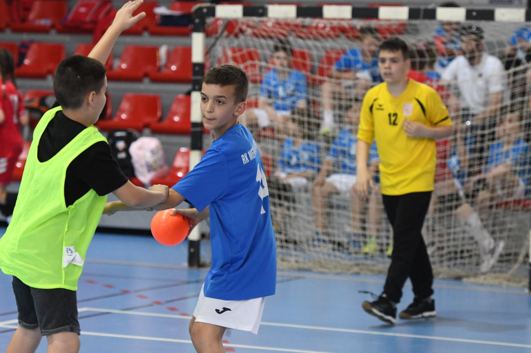 Mini rukometaši završili sezonu