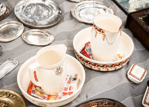 Fotografija 17 - Bili smo na Benkovačkom sajmu: Najtraženija 'roba' su CD-evi Thompsona i Bulića, a za prasetinu se čeka red