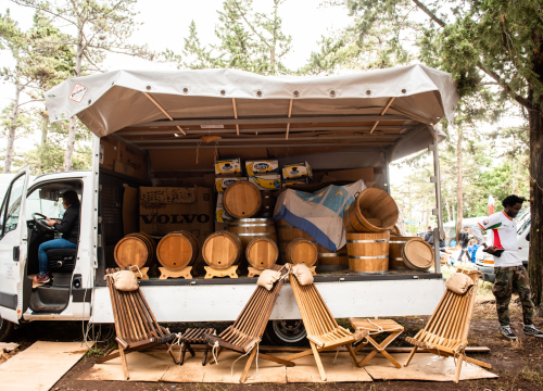 Fotografija 27 - Bili smo na Benkovačkom sajmu: Najtraženija 'roba' su CD-evi Thompsona i Bulića, a za prasetinu se čeka red