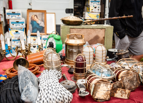 Fotografija 28 - Bili smo na Benkovačkom sajmu: Najtraženija 'roba' su CD-evi Thompsona i Bulića, a za prasetinu se čeka red