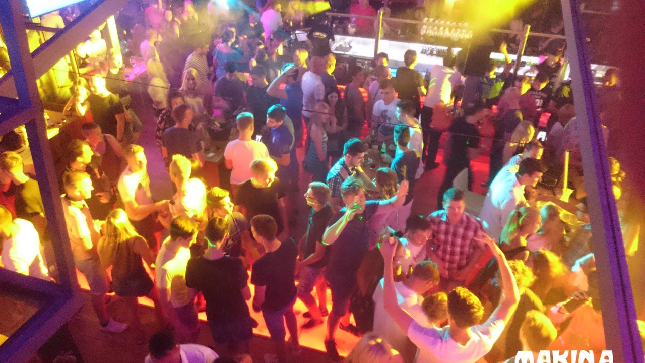 Zabavite se uz popularne Diktatore ovog petka u Makine!