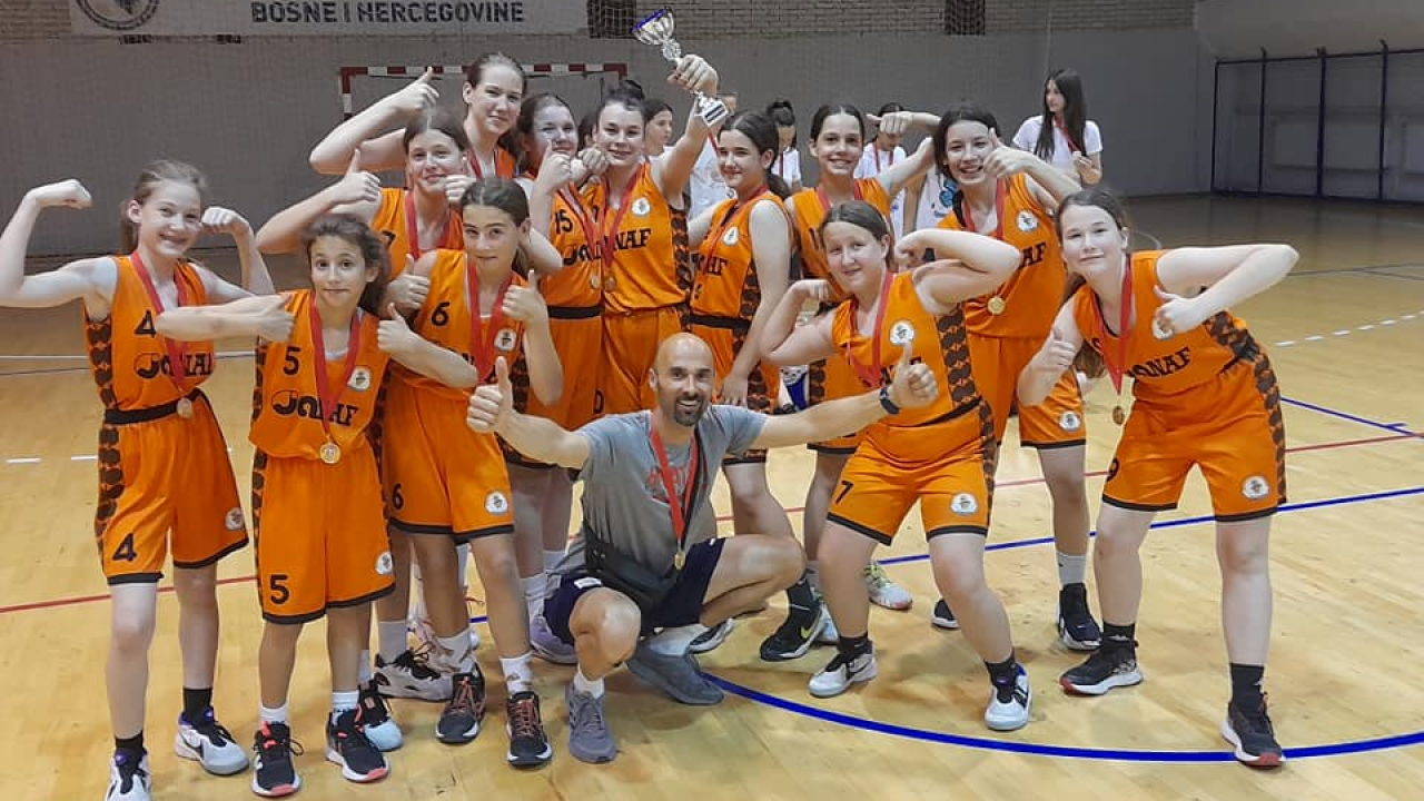 Mlade košarkašice Šibenika suvereno osvojile Basketludilo 2.0 u Livnu