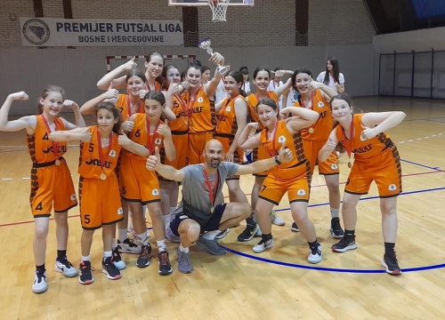 Mlade košarkašice Šibenika suvereno osvojile Basketludilo 2.0 u Livnu