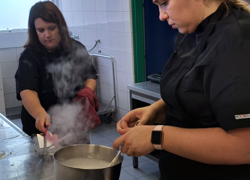 Fotografija 3 - Polaznici POU Šibenik uspješno završili program prekvalifikacije za kuhare, konobare, pekare i slastičare!