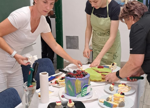 Fotografija 8 - Polaznici POU Šibenik uspješno završili program prekvalifikacije za kuhare, konobare, pekare i slastičare!