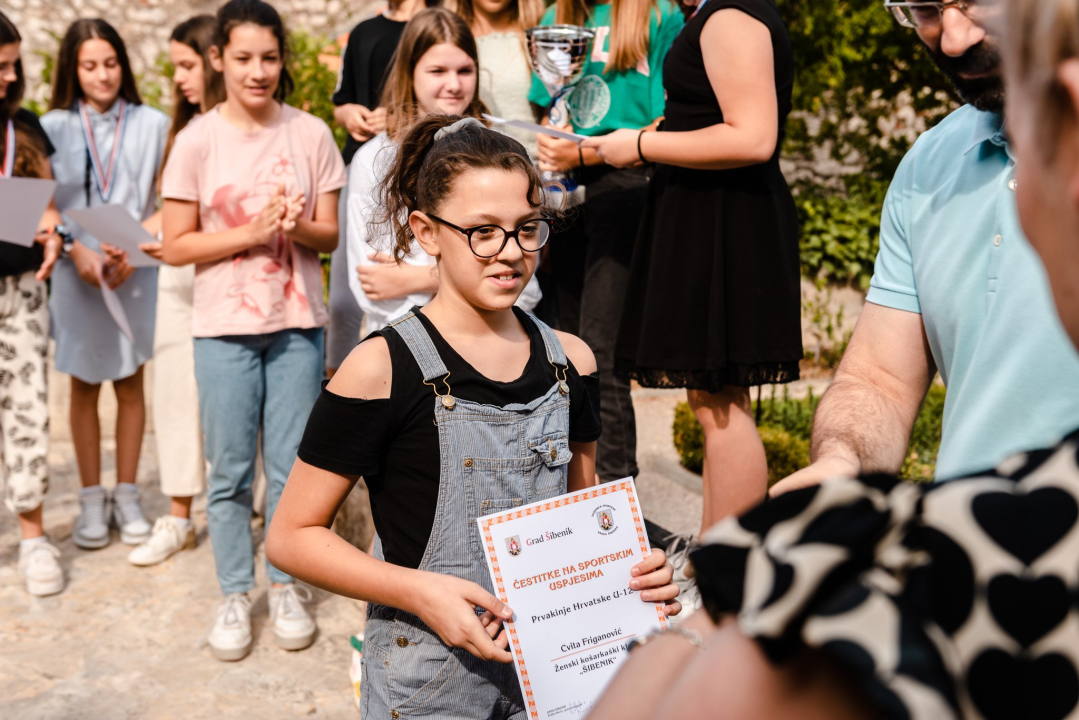 Dodijeljene medalje i priznanja šibenskim sportašima: 'Naravno da smo ponosni na svoj uspjeh'