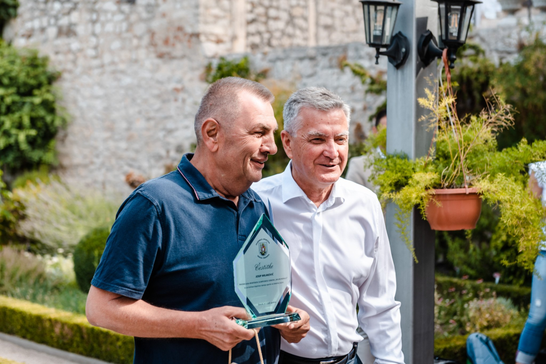 Dodijeljene medalje i priznanja šibenskim sportašima: 'Naravno da smo ponosni na svoj uspjeh'