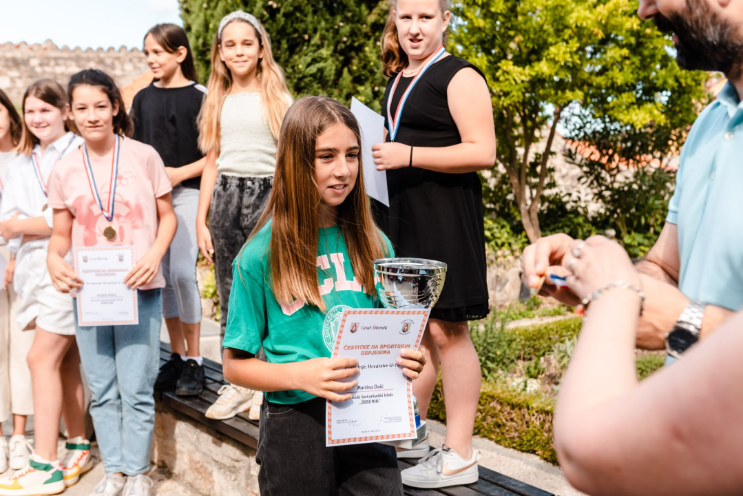 Dodijeljene medalje i priznanja šibenskim sportašima: 'Naravno da smo ponosni na svoj uspjeh'
