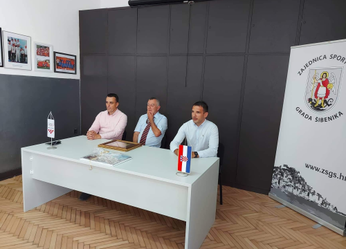 Fotografija 8 - STK Šibenik i predsjednik HSTS Pospiš na prijemu u Zajednici sportova grada Šibenika